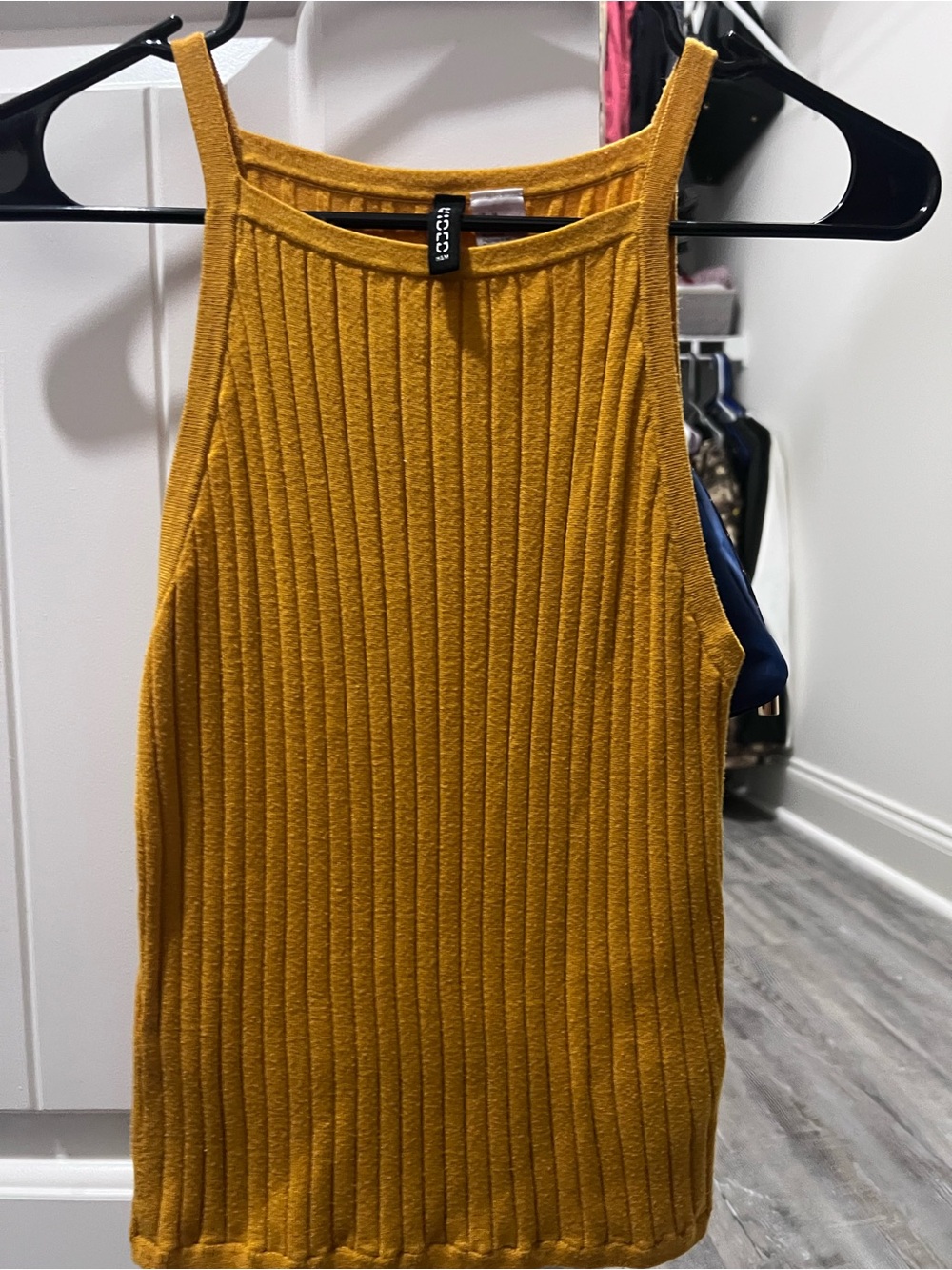 H&M Ribbed Mustard Halter Tank Top - Picture 2 of 6